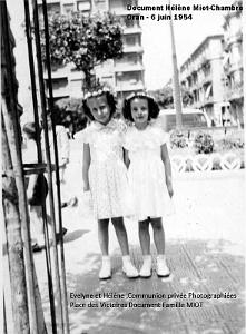 Oran- SDV- 5047- 1954 06 06 COMMUNION PRIVEE Ma cousine Evelyne et moi